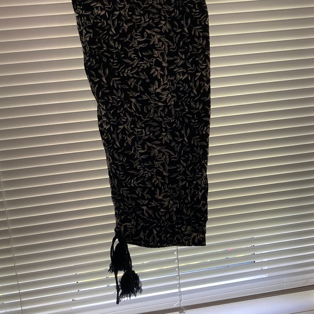 Floral patterned polyester pants with drawstring